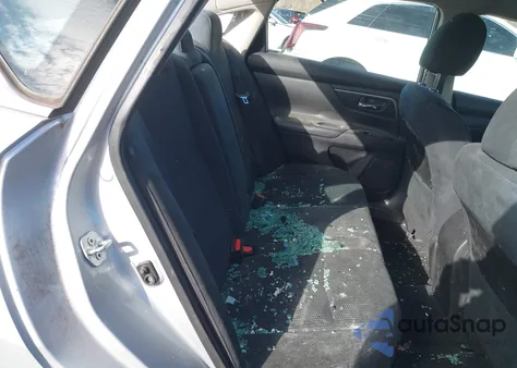 2015 Nissan Altima 2.5 S z USA, uszkodzony, nr VIN 1N4AL3AP9FN400178